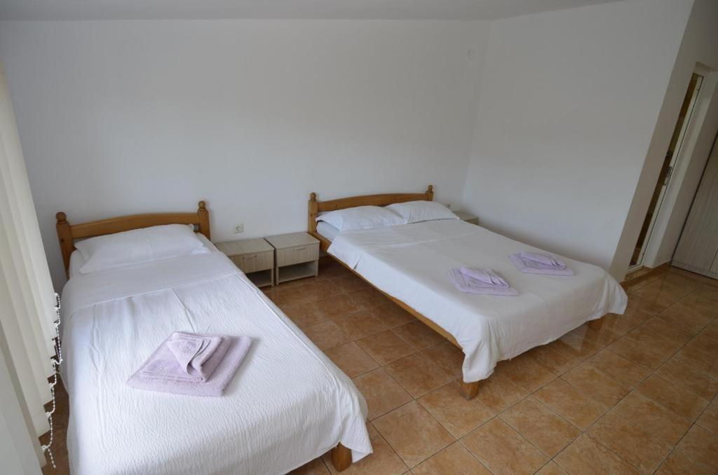 Hotel Vila Rara Costinesti Esterno foto